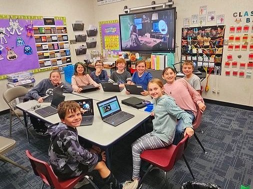 Ms Haley’s 4th grade Greene County Elementary students banded together on November 7th to join Elby in the CodeJoy Haunted House.