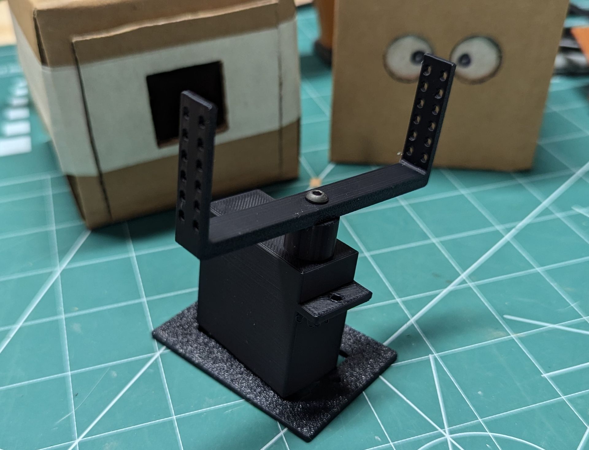 Mock servo assembly